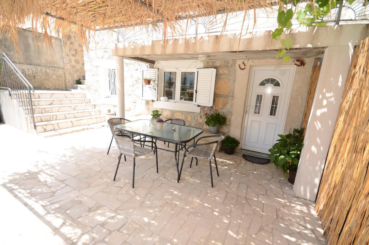Stone House Dragutinovic * Kotor